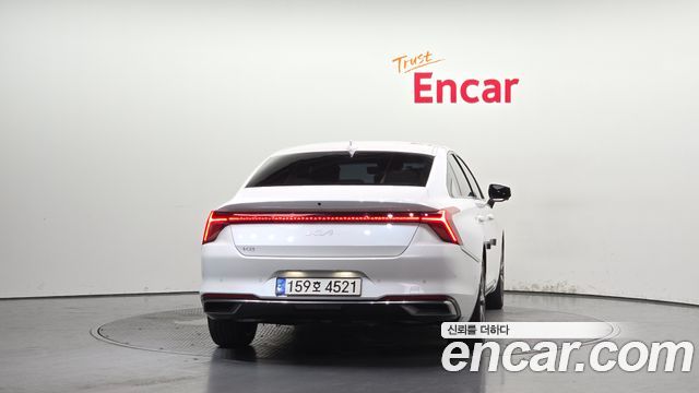 Kia K8 2.5 Gasoline 2WD Noblesse 2023 — фото 4
