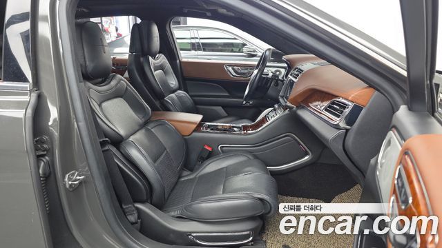 Lincoln Continental (X) 3.0 Black Label AWD 2018 — фото 11
