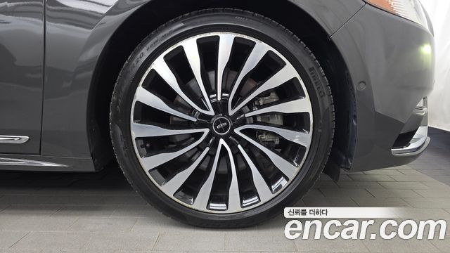 Lincoln Continental (X) 3.0 Black Label AWD 2018 — фото 21