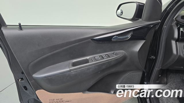 Chevrolet Spark Premier 2020 — фото 24