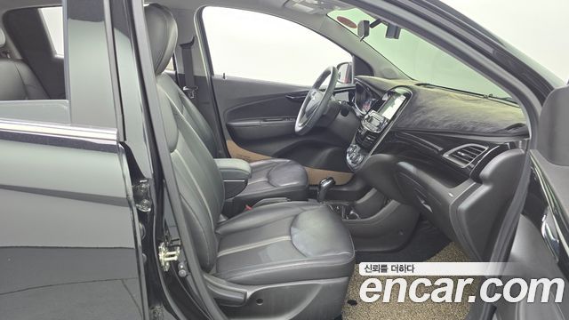 Chevrolet Spark Premier 2020 — фото 26
