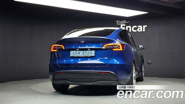 Tesla Model Y Long Range AWD 2021 — фото 4