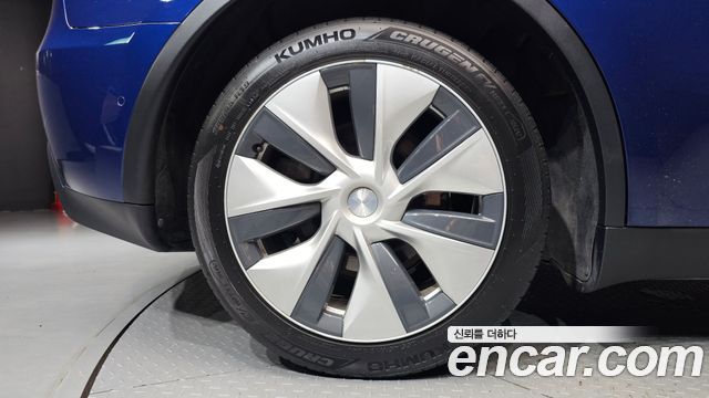 Tesla Model Y Long Range AWD 2021 — фото 5