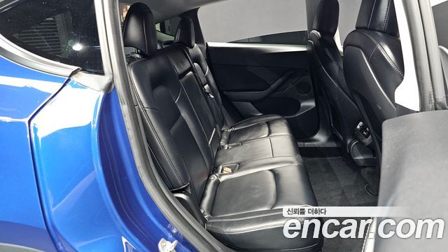 Tesla Model Y Long Range AWD 2021 — фото 12