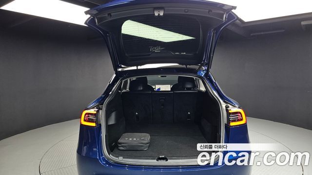 Tesla Model Y Long Range AWD 2021 — фото 20