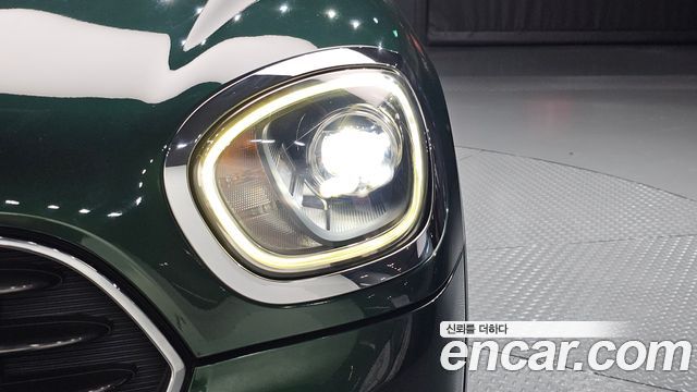 MINI Cooper D Countryman Standard 2nd 2018 — фото 22