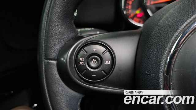 MINI Cooper D Countryman Standard 2nd 2018 — фото 29