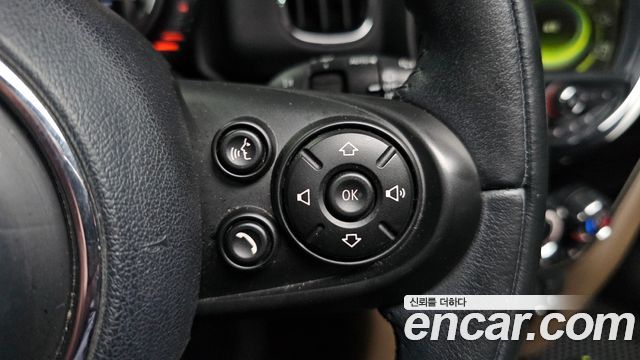 MINI Cooper D Countryman Standard 2nd 2018 — фото 30