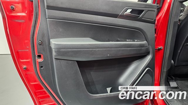KG Mobility (SsangYong) Rexton Sports Khan Diesel 2.2 4WD Noblesse 2021 — фото 25