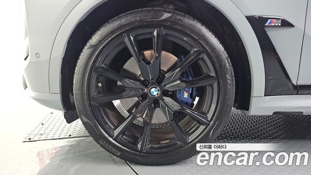 BMW X7 (G07) M60i xDrive M sport 6STR 2024 — фото 5