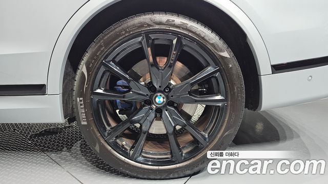 BMW X7 (G07) M60i xDrive M sport 6STR 2024 — фото 21