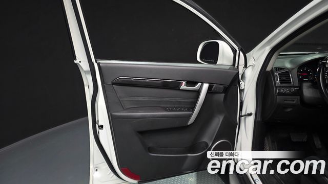 Chevrolet Captiva 4WD LTZ 2013 — фото 24