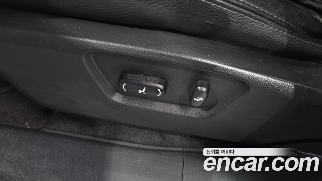 Chevrolet Captiva 4WD LTZ 2013 — фото 31