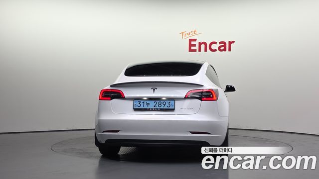 Tesla Model 3 Long Range AWD 2022 — фото 4