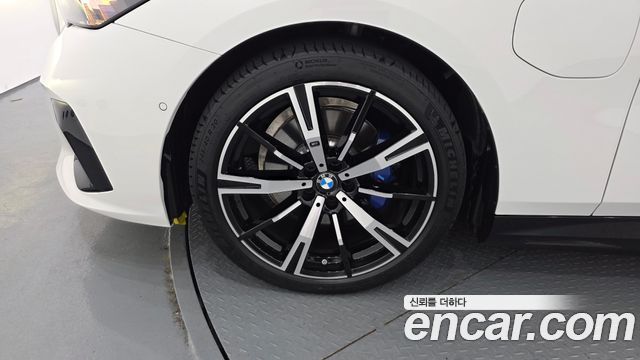 BMW 5 Series (G60) 530e M Sport 2025 — фото 5