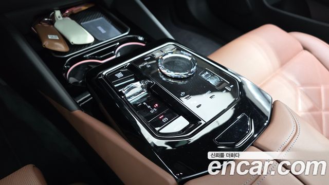 BMW 5 Series (G60) 530e M Sport 2025 — фото 9