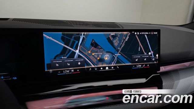 BMW 5 Series (G60) 530e M Sport 2025 — фото 13