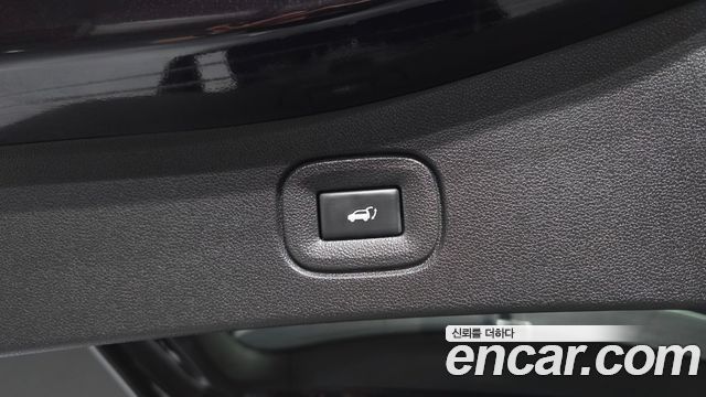 Renault Korea QM6 2.0 GDe RE Signature 2WD 2020 — фото 32