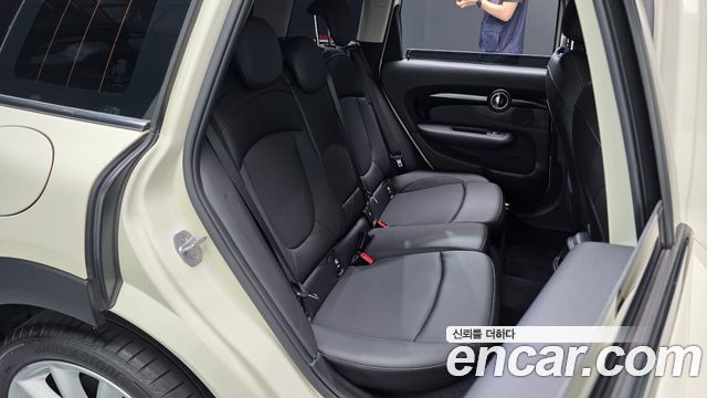 MINI Cooper Clubman Classic 2nd 2022 — фото 11
