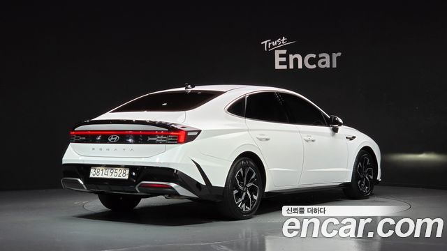 Hyundai Sonata The Edge (DN8) 2.0 Exclusive 2024 — фото 2
