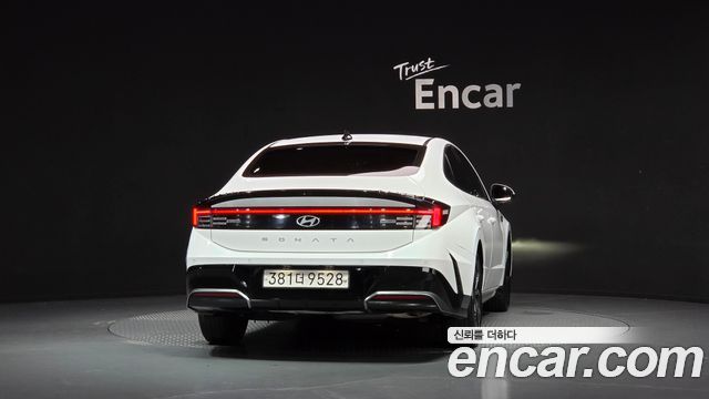 Hyundai Sonata The Edge (DN8) 2.0 Exclusive 2024 — фото 4