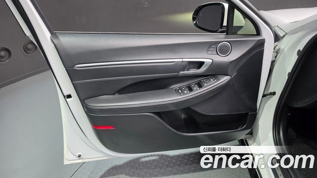 Hyundai Sonata The Edge (DN8) 2.0 Exclusive 2024 — фото 30