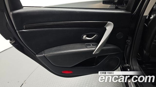Renault Korea SM7 Nova LPLI 2.0 LPe Disabled 2018 — фото 25