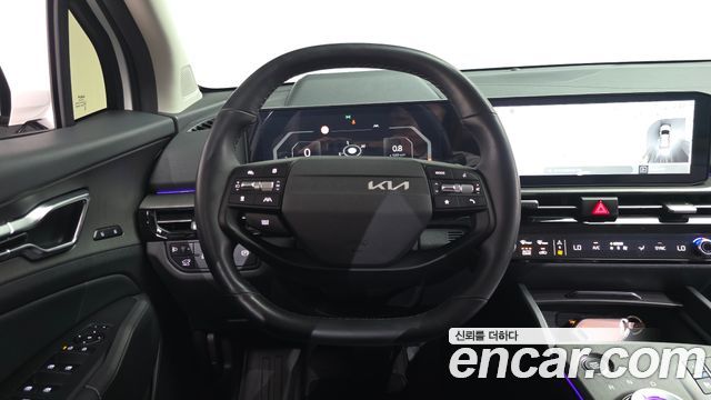 Kia Sportage (V) Gasoline 1.6 Turbo 2WD Signature 2025 — фото 12