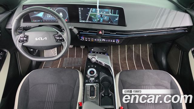 Kia EV6 Long Range 4WD GT Line 2023 — фото 7