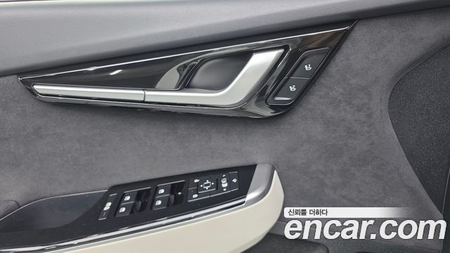 Kia EV6 Long Range 4WD GT Line 2023 — фото 13