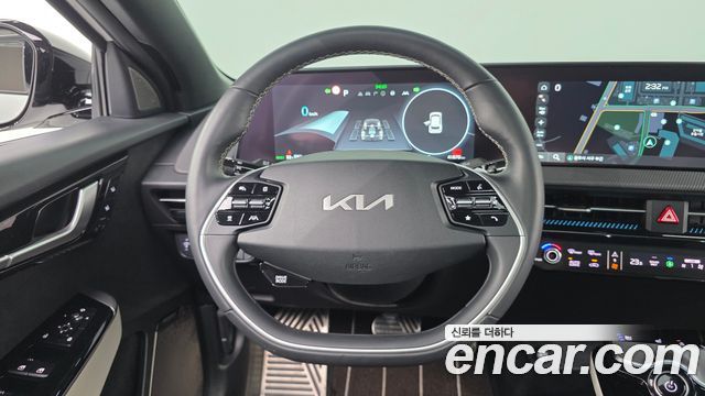 Kia EV6 Long Range 4WD GT Line 2023 — фото 15