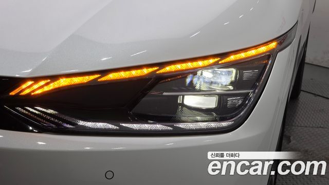 Kia EV6 Long Range 4WD GT Line 2023 — фото 22