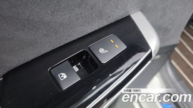 Kia EV6 Long Range 4WD GT Line 2023 — фото 30
