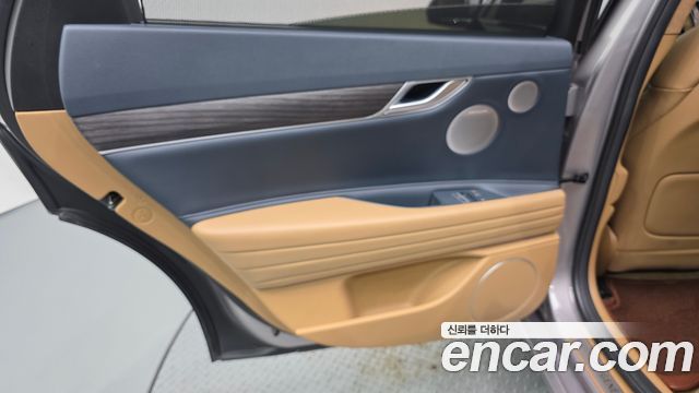 Genesis G80 (RG3) Gasoline 2.5 Turbo AWD 2026 — фото 25