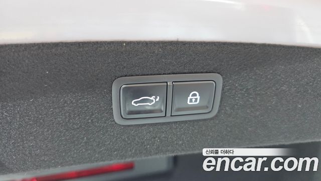 Genesis G80 (RG3) Gasoline 2.5 Turbo AWD 2026 — фото 36