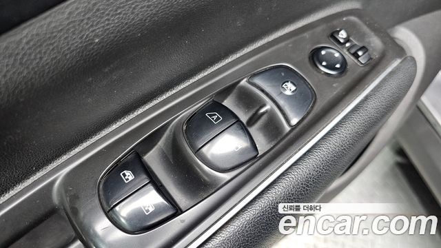 Renault Korea QM6 Diesel 4WD LE 2017 — фото 17