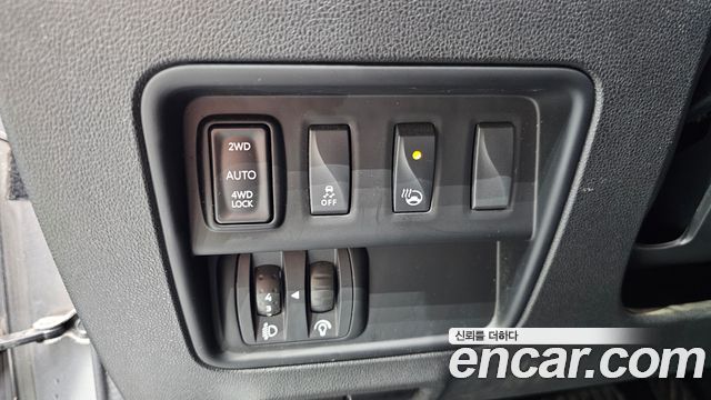 Renault Korea QM6 Diesel 4WD LE 2017 — фото 19