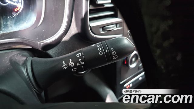 Renault Korea QM6 Diesel 4WD LE 2017 — фото 27