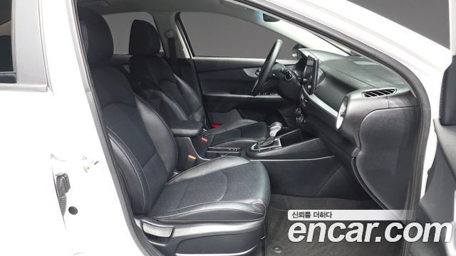Kia K3 (II) 1.6 Trendy 2022 — фото 15