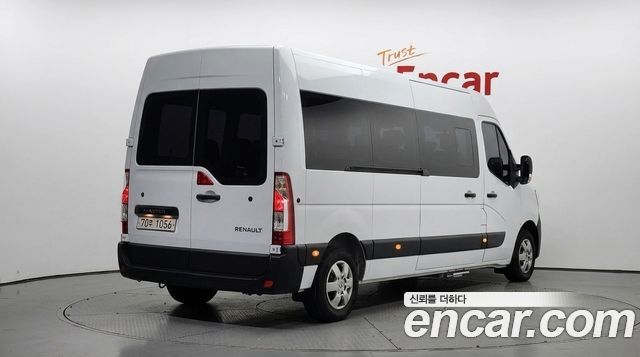 Renault Korea Master 2.3 15-Seater 2020 — фото 2