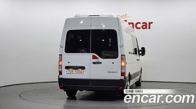 Renault Korea Master 2.3 15-Seater 2020 — фото 4