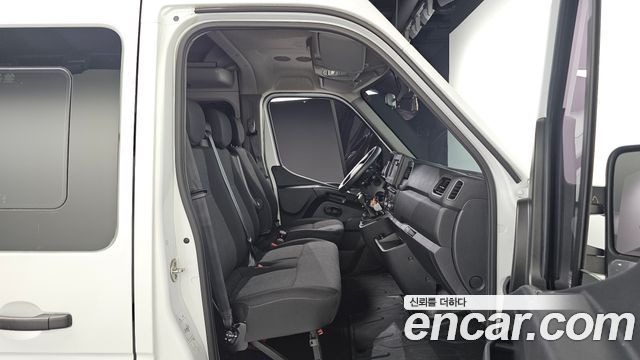 Renault Korea Master 2.3 15-Seater 2020 — фото 11