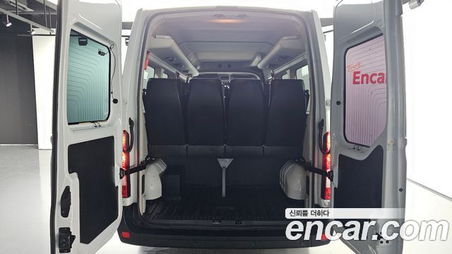 Renault Korea Master 2.3 15-Seater 2020 — фото 16