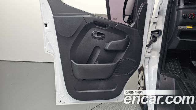 Renault Korea Master 2.3 15-Seater 2020 — фото 25