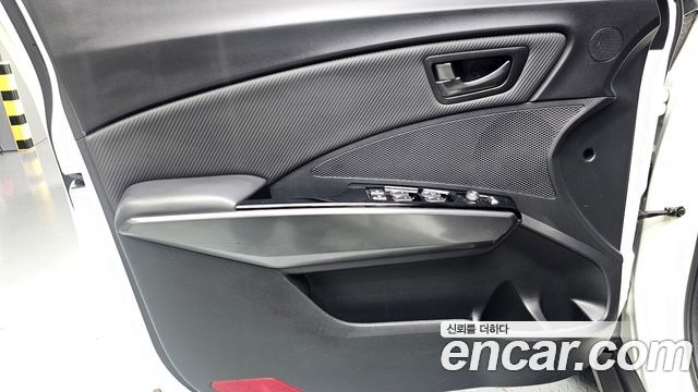 KG Mobility (SsangYong) Very New Tivoli Gasoline 1.5 2WD V3 Special 2021 — фото 24