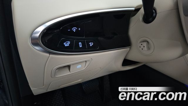 Genesis GV70 2.5T Gasoline AWD 2025 — фото 18