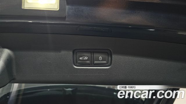 Genesis GV70 2.5T Gasoline AWD 2025 — фото 34