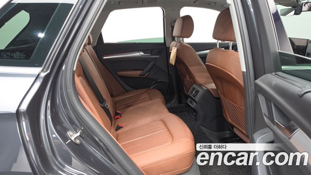 Audi Q5 (FY) 40 TDI Quattro 2021 — фото 15
