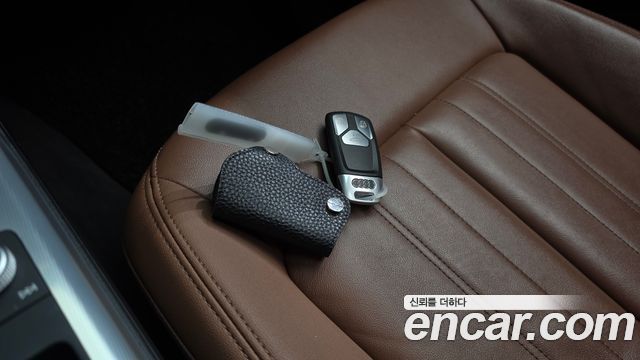 Audi Q5 (FY) 40 TDI Quattro 2021 — фото 19
