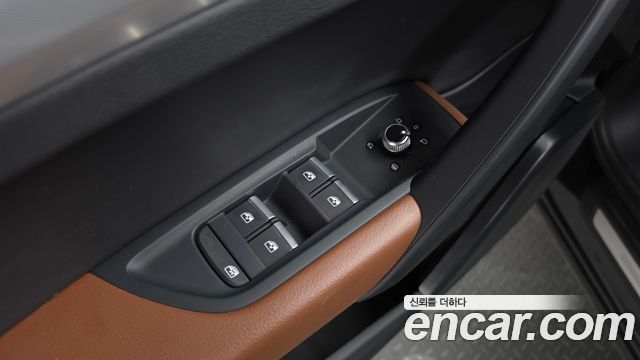 Audi Q5 (FY) 40 TDI Quattro 2021 — фото 39